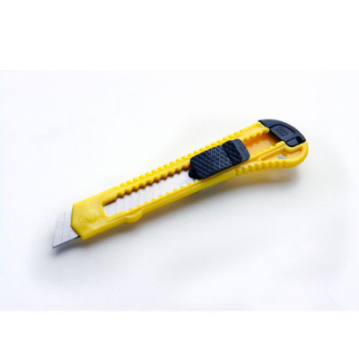 Ніж з висувним лезом 18мм економ (Сила) / уп. 12шт Ніж з висувним лезом 18мм економ (Сила) / уп. 12шт