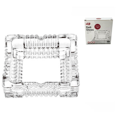 Попільничка 10,5см квадратна 